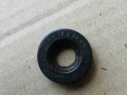 Сальник А-12*28*7