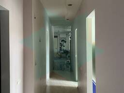 Сдам. 3-к. кв. 4/9, ул. Дмитрия Кедрина (Братьев Горобців)