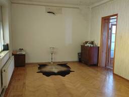 Сдам. Дом 350 м. кв. 4 сотки. Березановка, ул. Петриковская