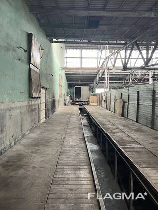 Сдам помещение под грузовое СТО на Правом берегу