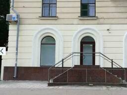 Сдам в оренду приміщення 61м2 в центрі .