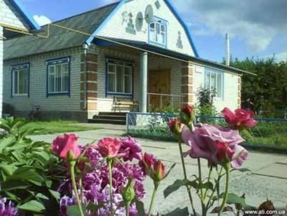 Сдаю дом в Миргороде посуточно.