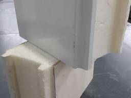 Сендвіч панель, Двері для холодильних та морозильних камер, фурнітура