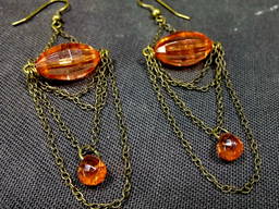Серьги женские винтажные с теракотовыми стеклянными камешками из металла под бронзу бижуте