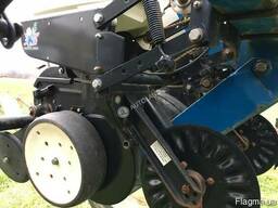 Сеялка Сіялка Кинзе Kinze 3600 no-till 16 рядна