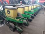 Сеялка точного высева пневматическая John Deere 1710 12-ти рядная - фото 1