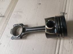 Шатун поршень VW Caddy 1.6 TDI cay cayn bhs 03la