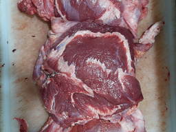 Щека говяжья мясо голов щековина головизна