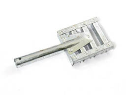 Щетка скребок-чесалка для чистки скота (коров) с оцинкованной стали 22 см