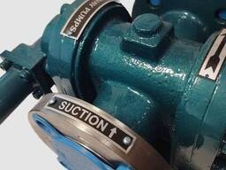 Шестеренчатый насос JKMS 150 1 1/2 дюйма, 4,5 m3/h, AISI 316 для лаков и краски