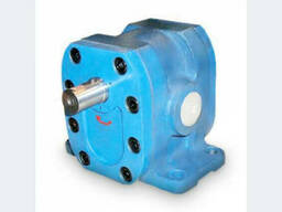 Насос шестеренный Г11-24А