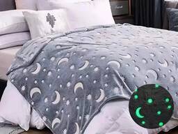 Сяючий дитячий плед Magic Blanket 100×150 см – сірий, м'який, теплий, світиться в темряві.