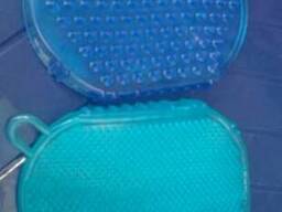 Силиконовый массажер на руку