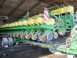 Сівалка точного висіву пневматична John Deere 1745