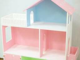 Сказочный кукольный домик.