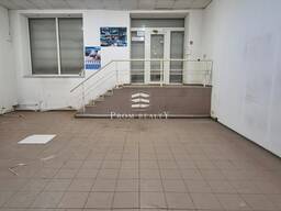 Склад-магазин по фасаду вул. Шевченка