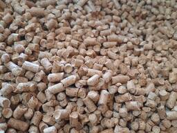 Соснова гранула для котлів. 6-8мм, Фасовка по 15кг та біг-бег, Київ, ТМ Біоенергобанк.