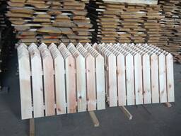 Сосновий паркан, штахетник