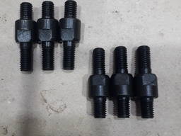 Шпилька м10 для крепления токарного патрона