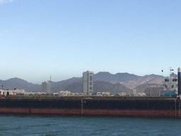 Split hopper barge for sale or charter. Located in PG area.