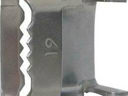 Стальная скрепа 19