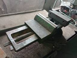 Станочно-поворотні лещата 250 мм