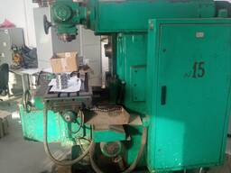 6Т82Ш консольно-фрезерный широкоуниверсальный станок