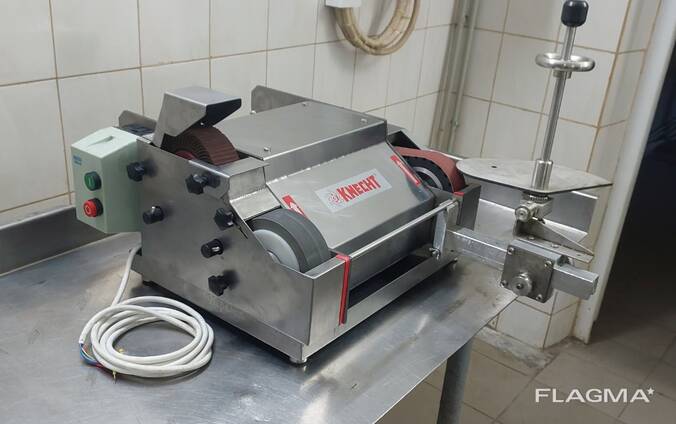 Станок марки Knecht для заточування ножів