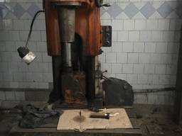 Станок модель 278 отделочно-росточный вертикальный