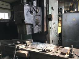 Станок вертикально-фрезерный 6560Ф3-2 с ЧПУ