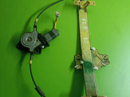 Стеклоподъемник Опель Фронтера B б, передний правый стеклопийматель.