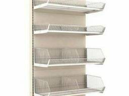 Стеллаж с металлическими корзинами