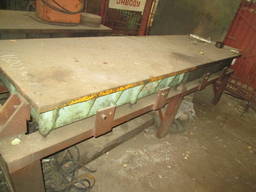 Стіл металевий 1х1,6м