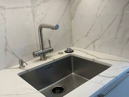 Кварцова стільниця