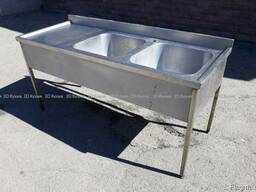Куплю стол-мойку 2я из нержавейки цельнотянутая в кафе ресторан