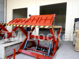 Стол подъемный Docker гидравлический 2500х1800мм, ход 1,6м