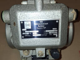 Струменеве реле URF-25/10