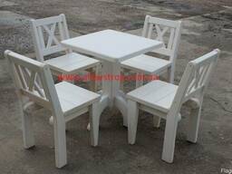 Стулья, столы из дерева