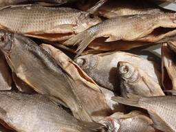 Сушенная рыба (плотва и густерка)