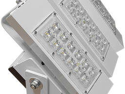 Світлодіодний прожектор з трьома поворотними модулями серії MANTA TRIO-T