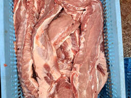 Свинина обрізна, великий шматок, односортна по колу 95/5 Пісна .