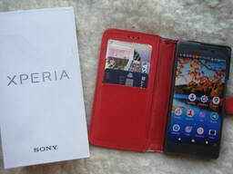 Телефон Sony Xperia