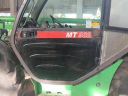 Телескопичний навантажувач Manitou MT932