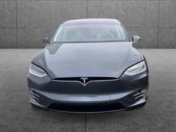 Tesla Model X Perfomance полный привод