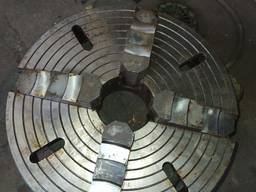 Токарний патрон діаметр 400