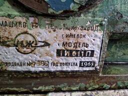 Токарний верстат 1и611