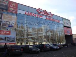 Торгово-офисное здание 6000 кв. м. с ремонтом в районе Запорожского Шоссе