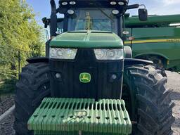 Tрактор John Deere 8310R