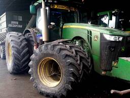 Трактор колісний John Deere 8345R