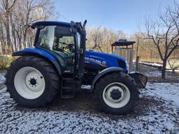Трактор New Holland T6050